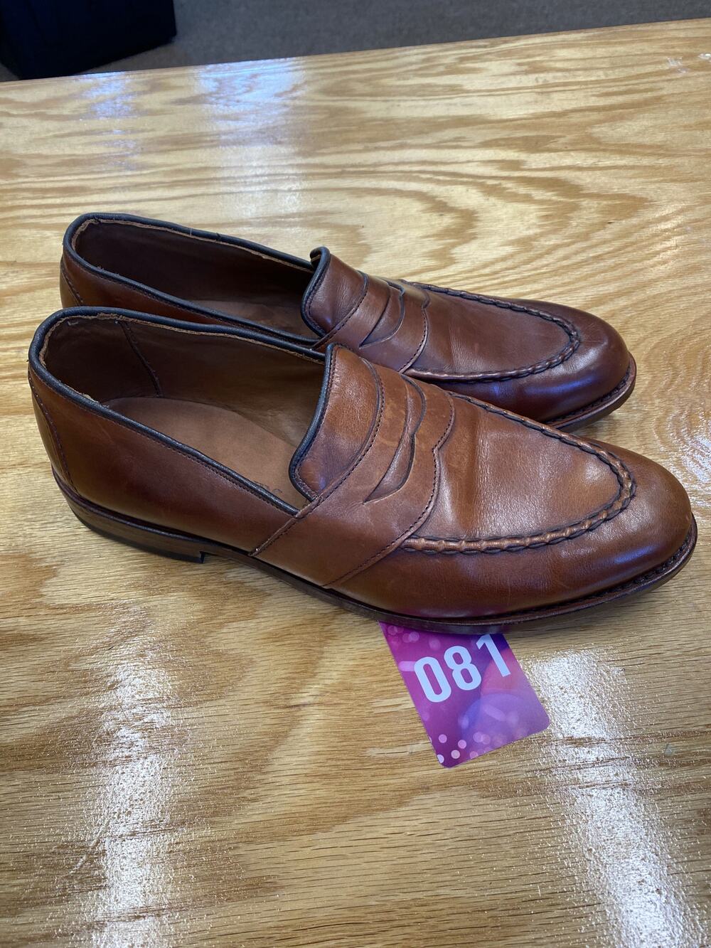 Allen Edmonds Randolph Men's 9.5 Brown Leather Slip-On Low Top Penny Loafers